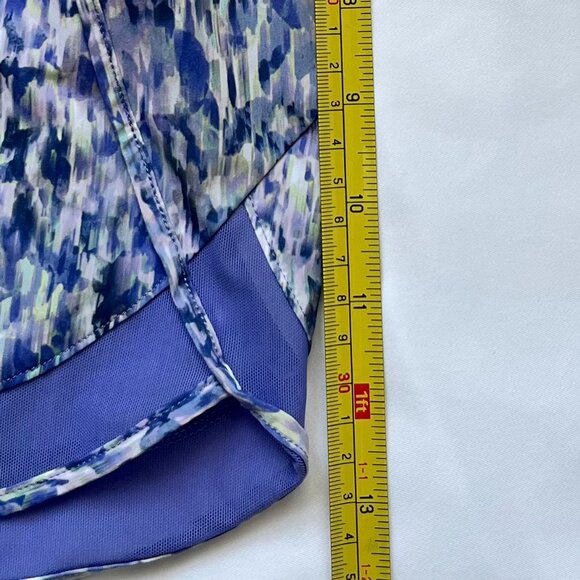 Athleta High Rise Mesh Racer Run 3" Shorts Purple/White Women’s Size Medium - Picture 6 of 11
